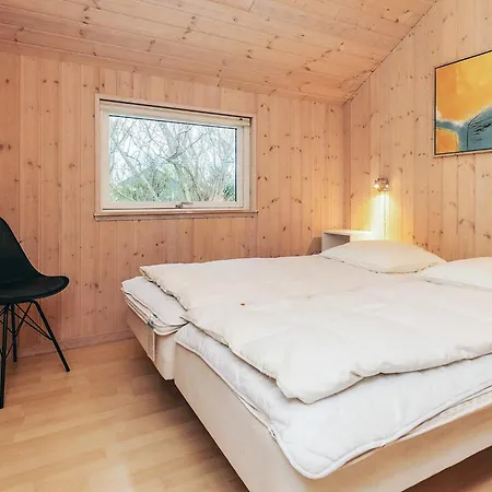 4 Star In Idestrup Semesterbostad *